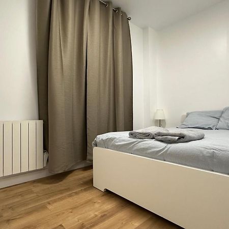 Lacharriere-Logement Entier 38M2 Paris Eksteriør bilde