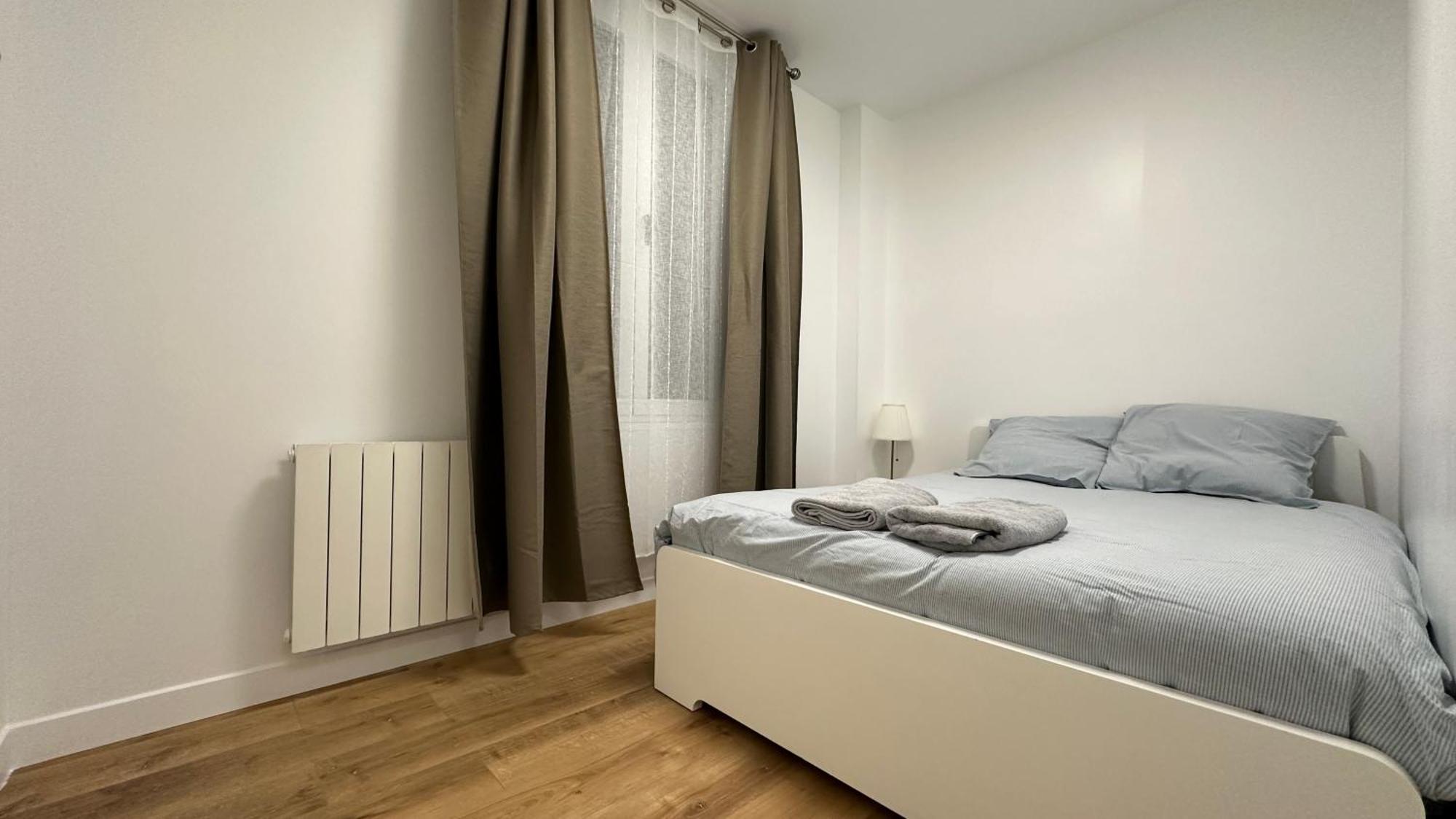 Lacharriere-Logement Entier 38M2 Paris Eksteriør bilde