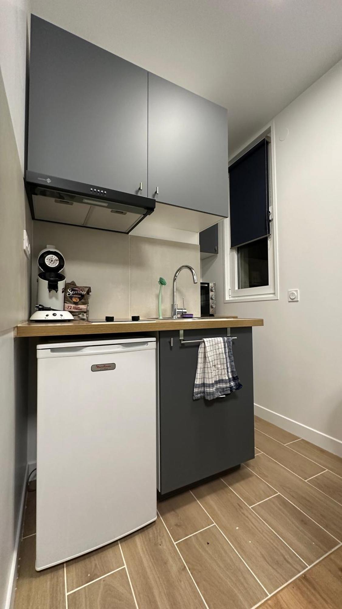 Lacharriere-Logement Entier 38M2 Paris Eksteriør bilde